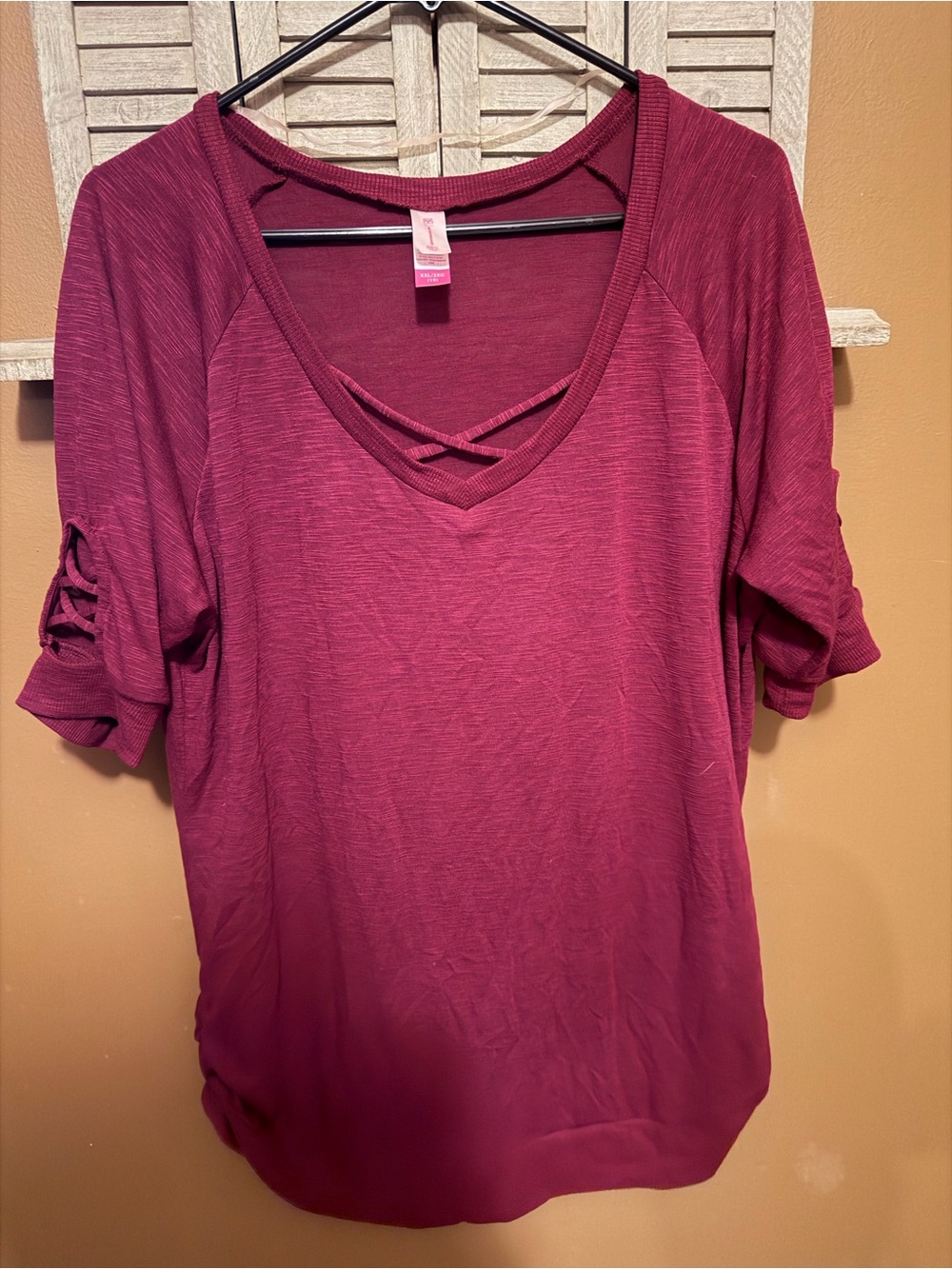 No Boundaries Burgundy Crisscross V-Neck Short Sleeve Top